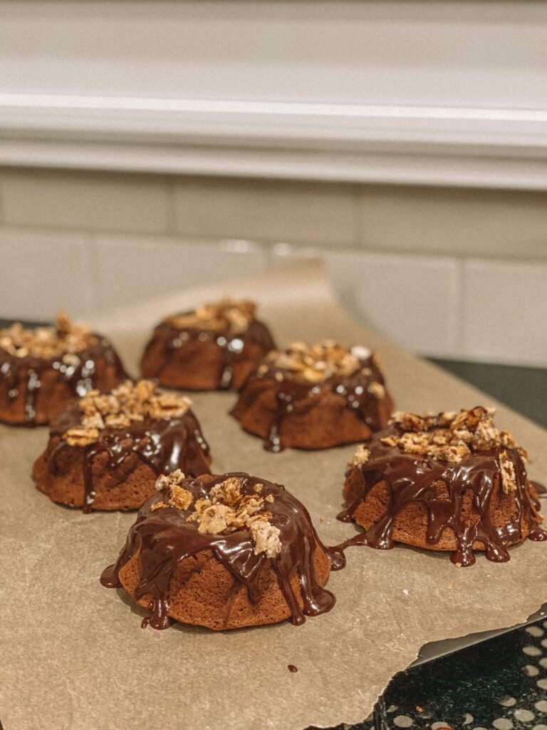 Flourless Chocolate “teacakes”
