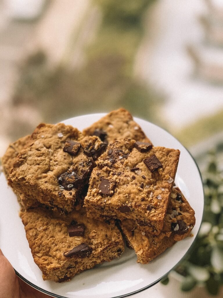 Dark Chocolate Chunk Oatmeal Cookie Bars