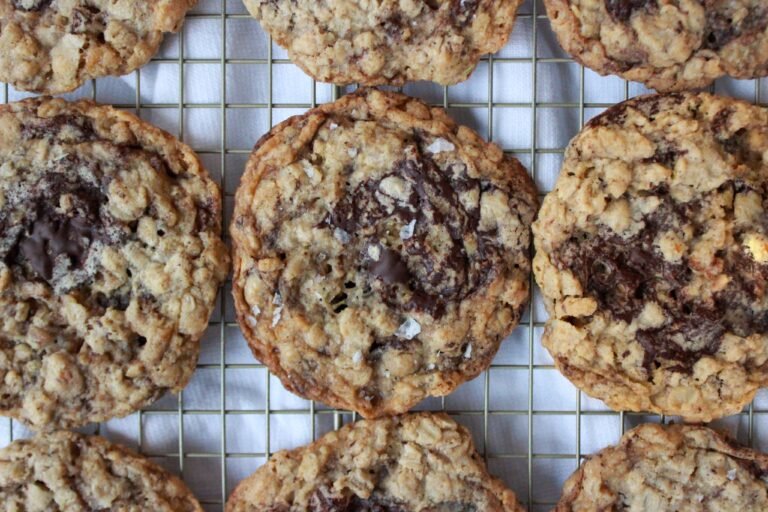 Spiced Chocolate Chunk Oatmeal Cookies