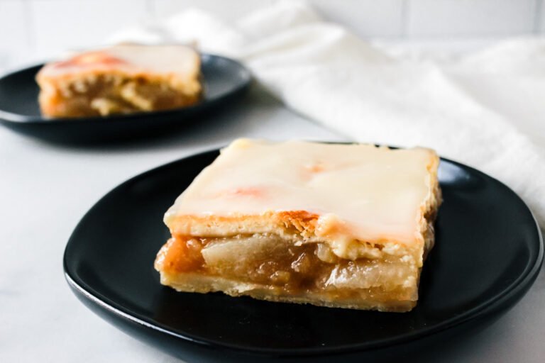 Danish Pear-Apple Bars