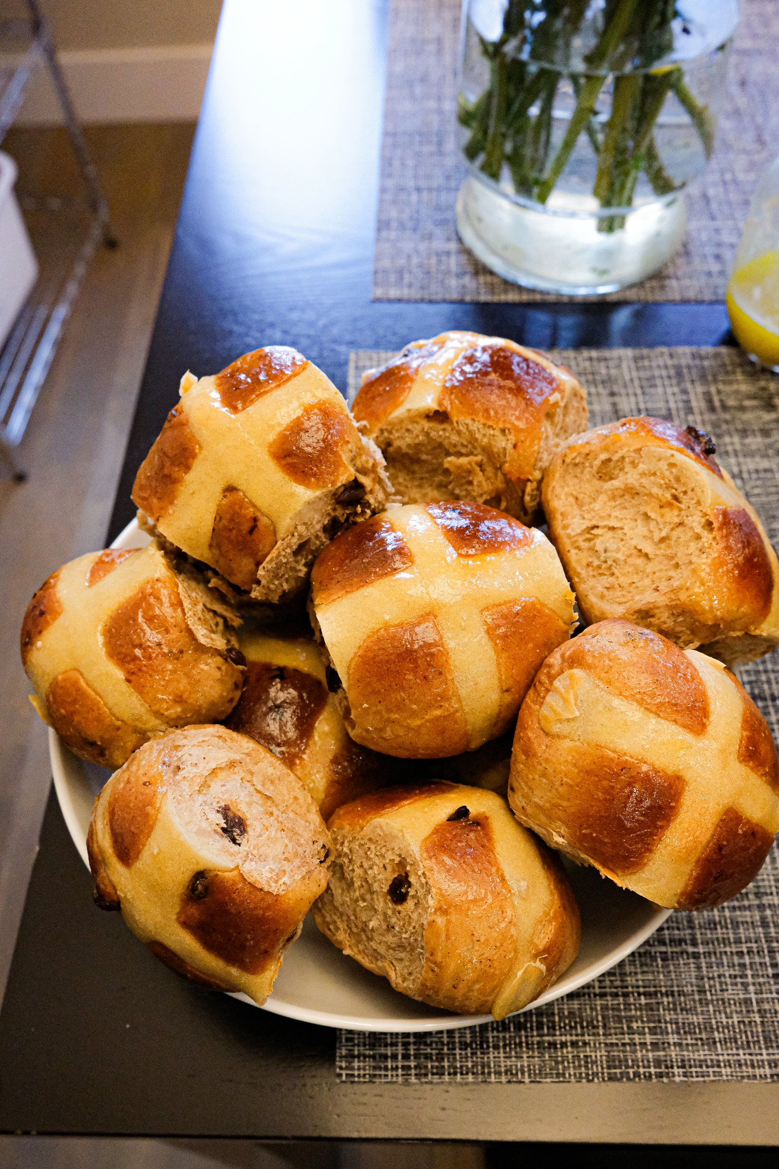 Hot cross buns